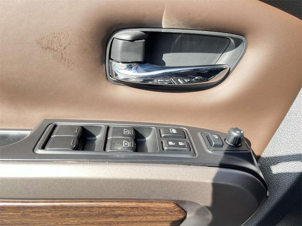 used 2023 Nissan Titan car, priced at $42,985