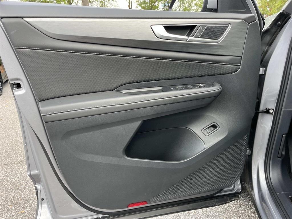used 2024 Volkswagen Atlas Cross Sport car, priced at $32,213