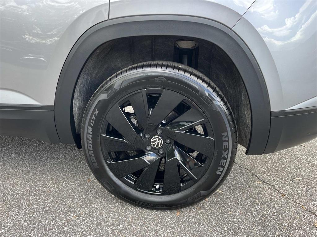 used 2024 Volkswagen Atlas Cross Sport car, priced at $32,213