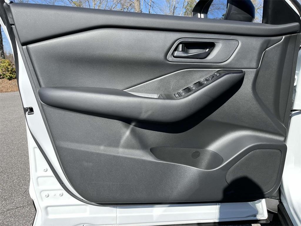 new 2025 Nissan Rogue car, priced at $29,839