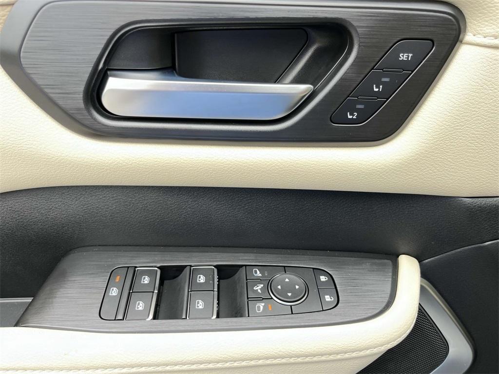 new 2025 Nissan Armada car, priced at $69,292
