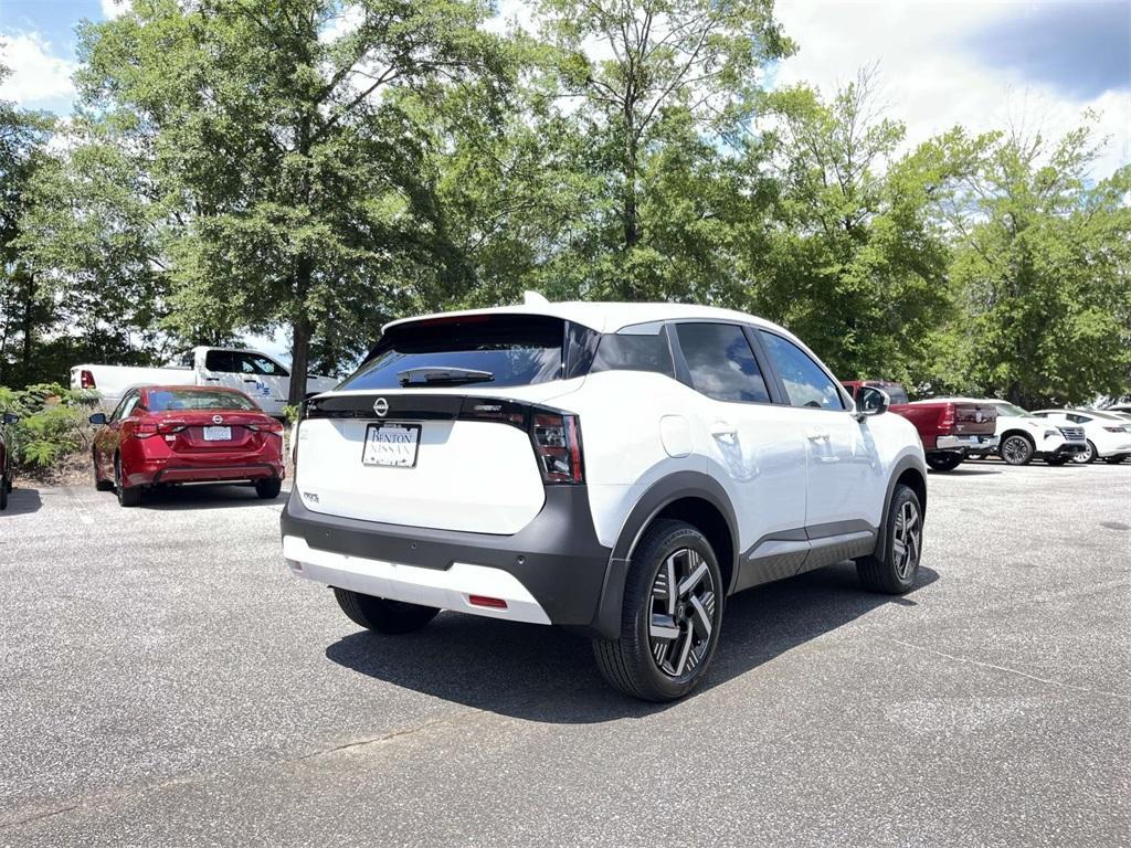 new 2025 Nissan Kicks car, priced at $23,762
