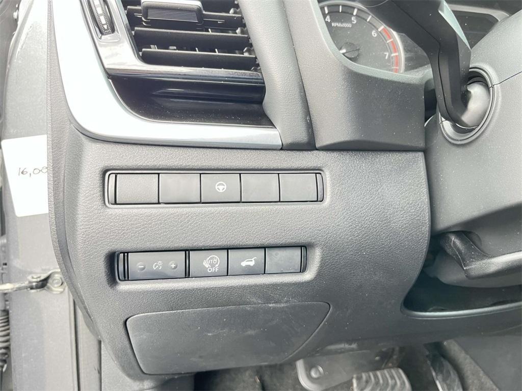 used 2023 Nissan Rogue car, priced at $25,985
