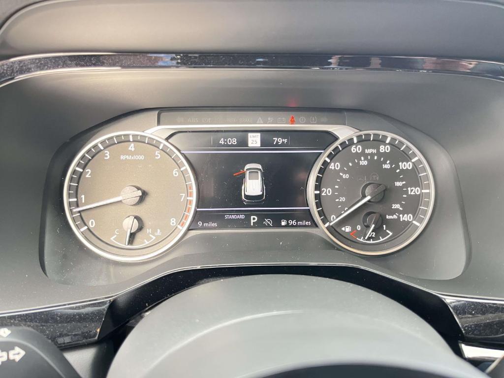 new 2025 Nissan Pathfinder car, priced at $39,275