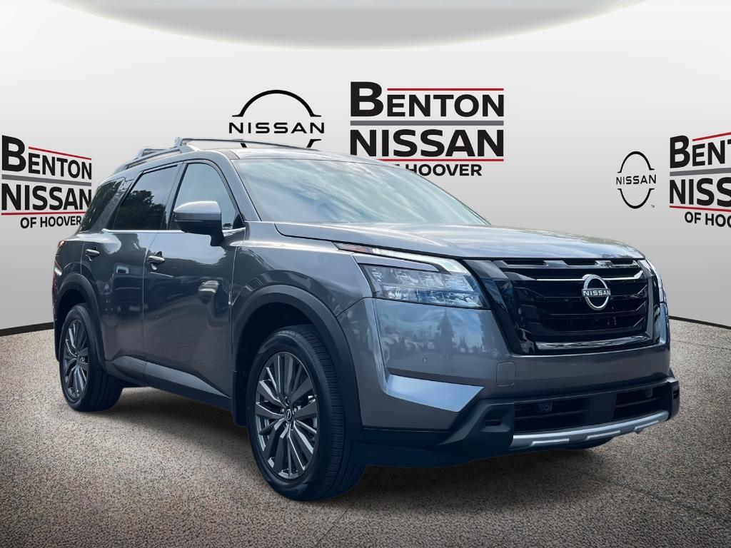 new 2025 Nissan Pathfinder car, priced at $39,275