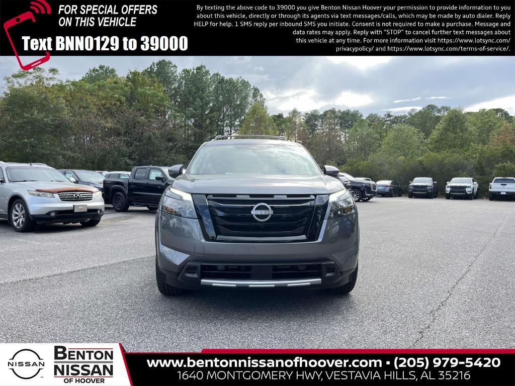 new 2025 Nissan Pathfinder car, priced at $39,275