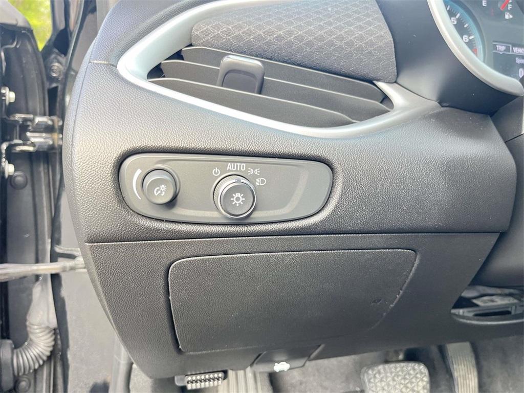 used 2024 Chevrolet Malibu car, priced at $20,006
