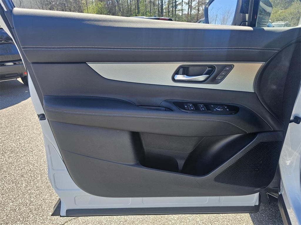 new 2025 Nissan Murano car, priced at $45,568