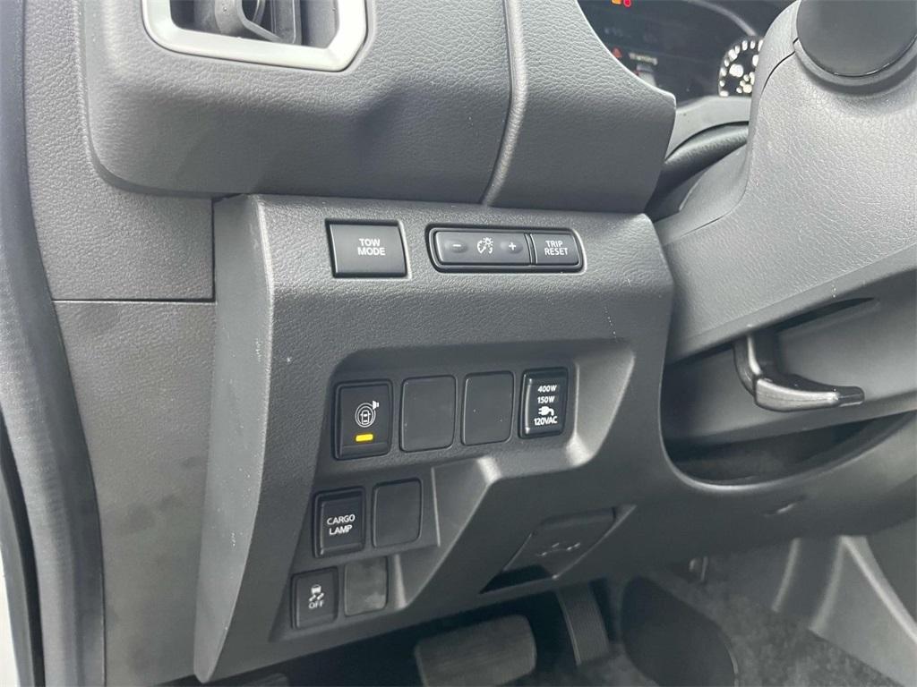 new 2025 Nissan Frontier car, priced at $36,610