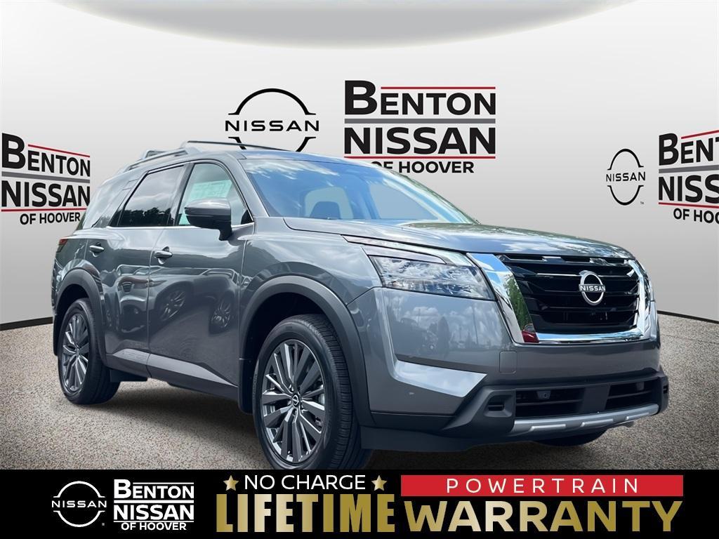 new 2025 Nissan Pathfinder car, priced at $46,725