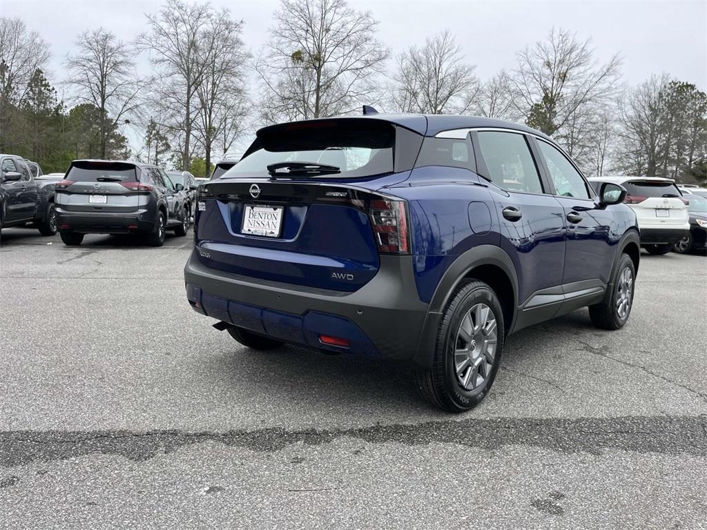 new 2025 Nissan Kicks car, priced at $24,650