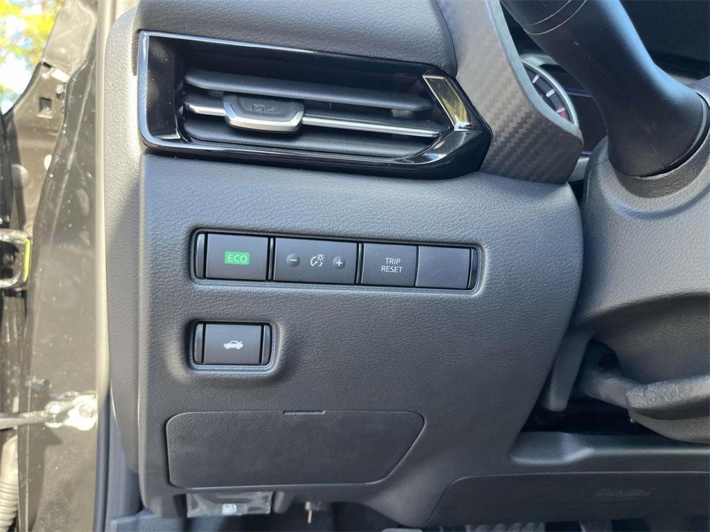 new 2025 Nissan Sentra car, priced at $25,672