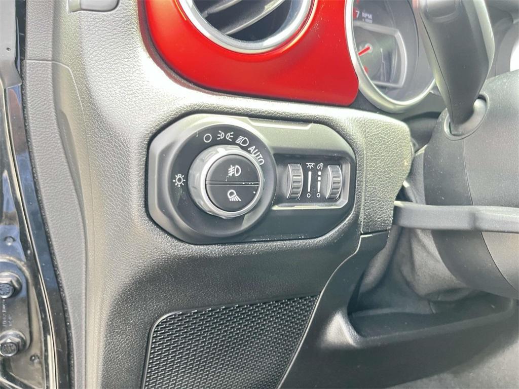 used 2020 Jeep Gladiator car, priced at $37,885