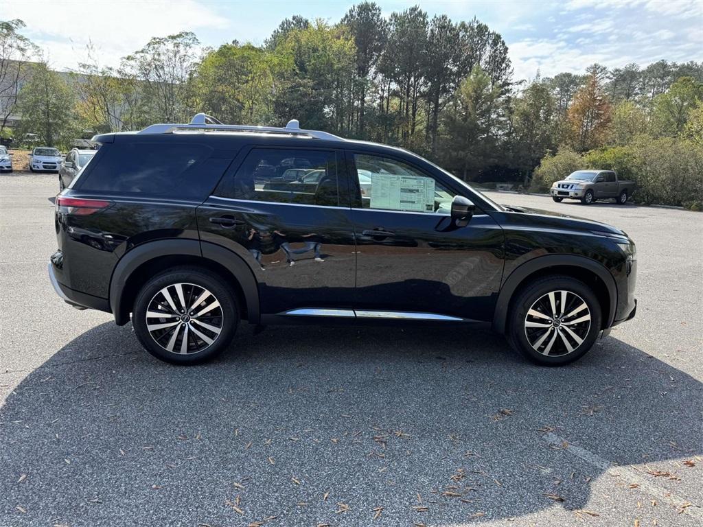 new 2025 Nissan Pathfinder car, priced at $48,341