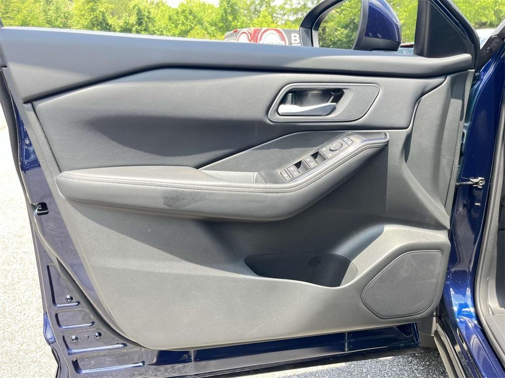 new 2025 Nissan Rogue car, priced at $30,785