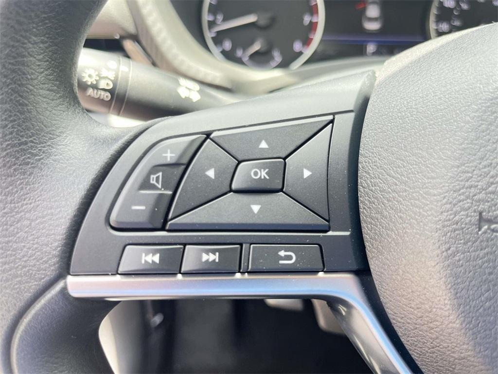 new 2025 Nissan Sentra car, priced at $21,705