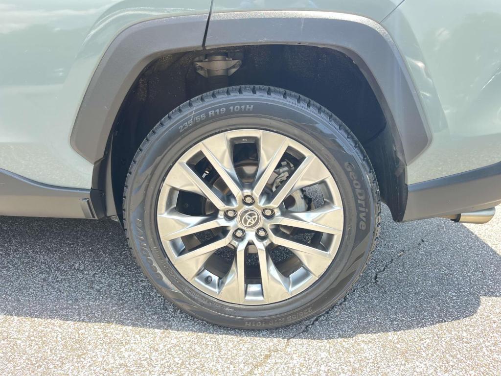 used 2021 Toyota RAV4 car, priced at $22,685