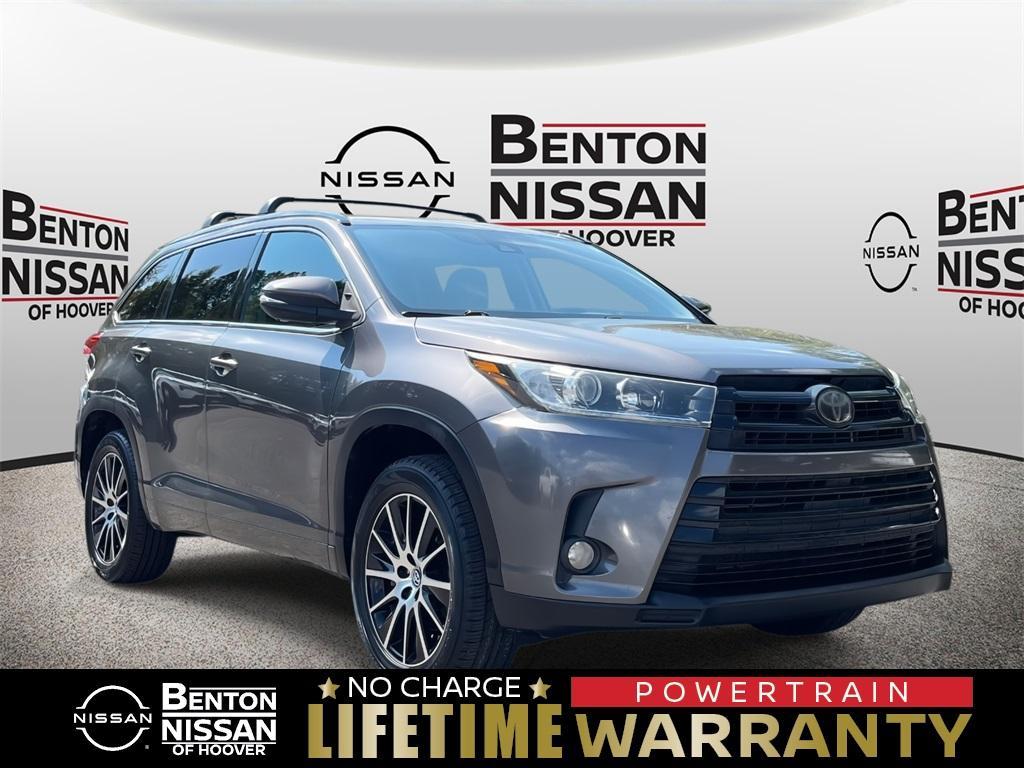 used 2018 Toyota Highlander car, priced at $16,565