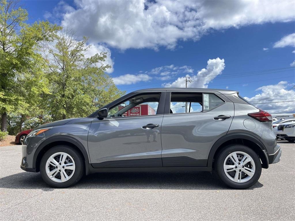 new 2025 Nissan Kicks Play car, priced at $22,118