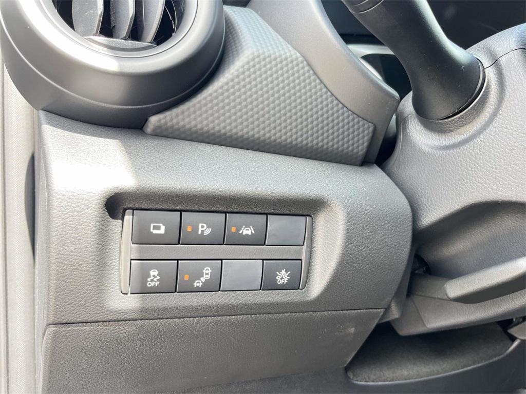 new 2025 Nissan Kicks Play car, priced at $22,118