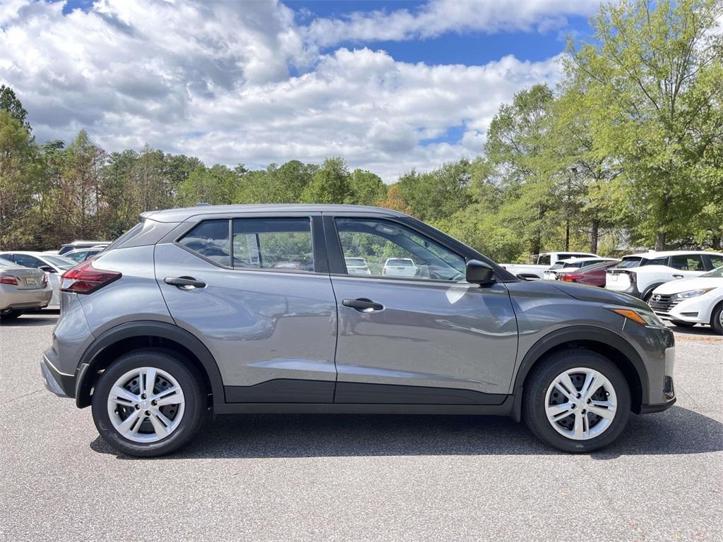 new 2025 Nissan Kicks Play car, priced at $22,118