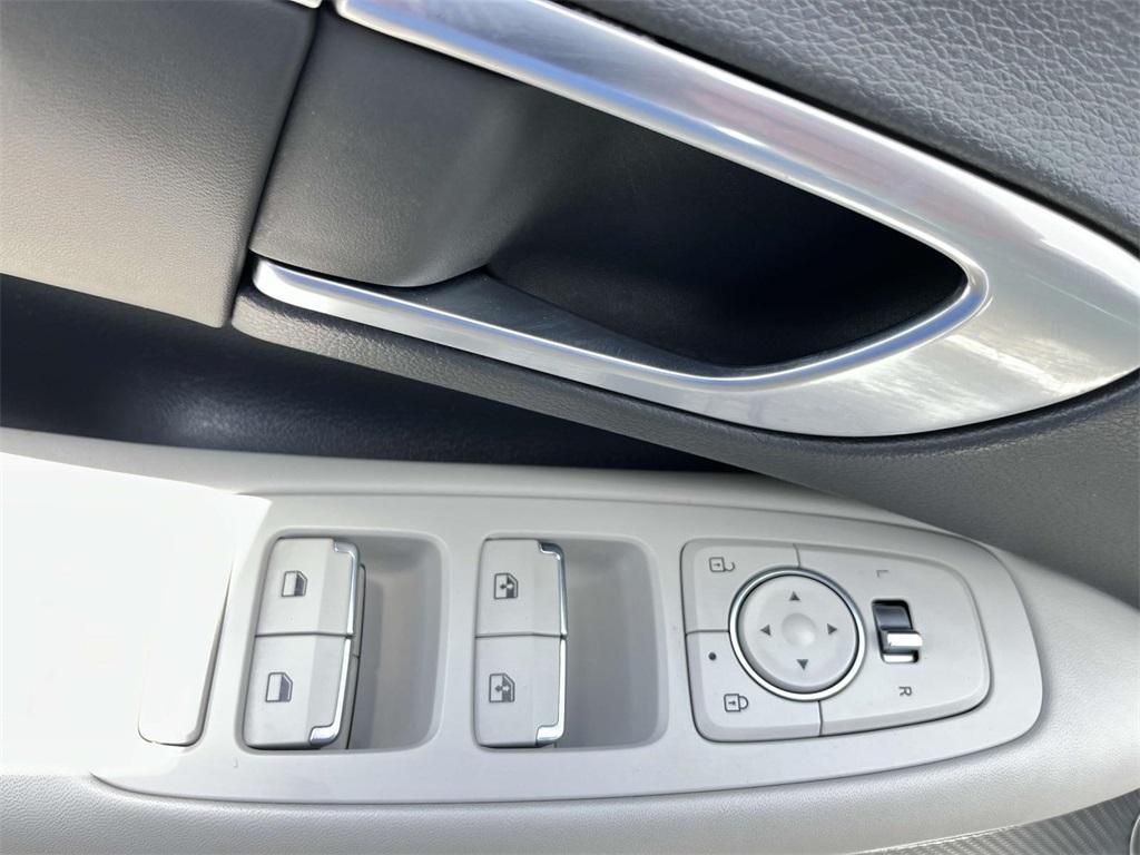 used 2023 Hyundai Sonata car, priced at $21,573