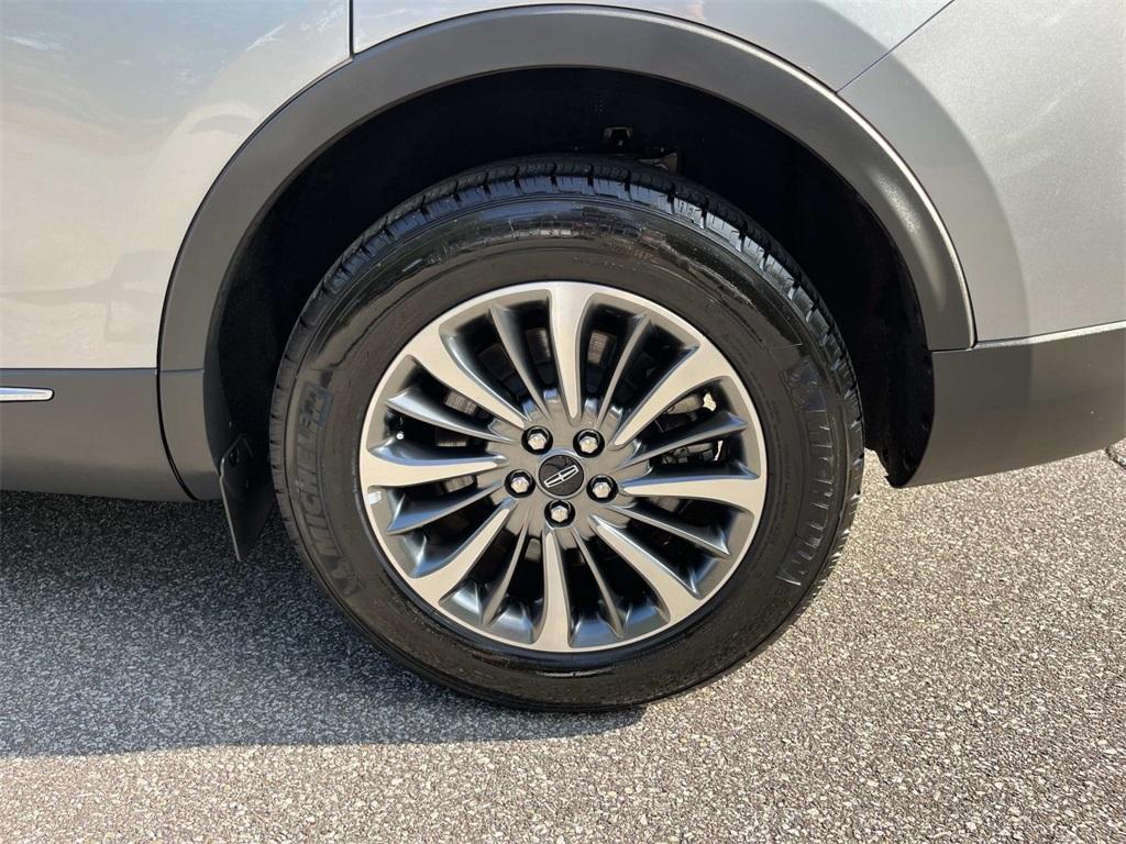 used 2022 Lincoln Nautilus car, priced at $33,963