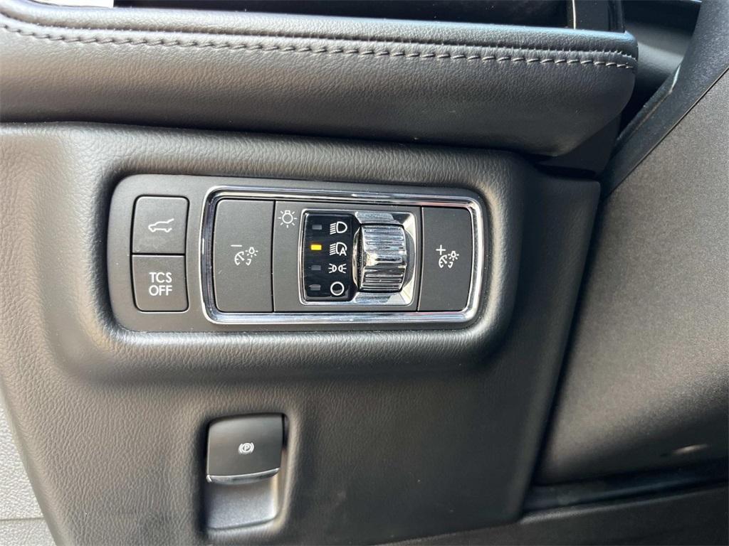 used 2022 Lincoln Nautilus car, priced at $33,963