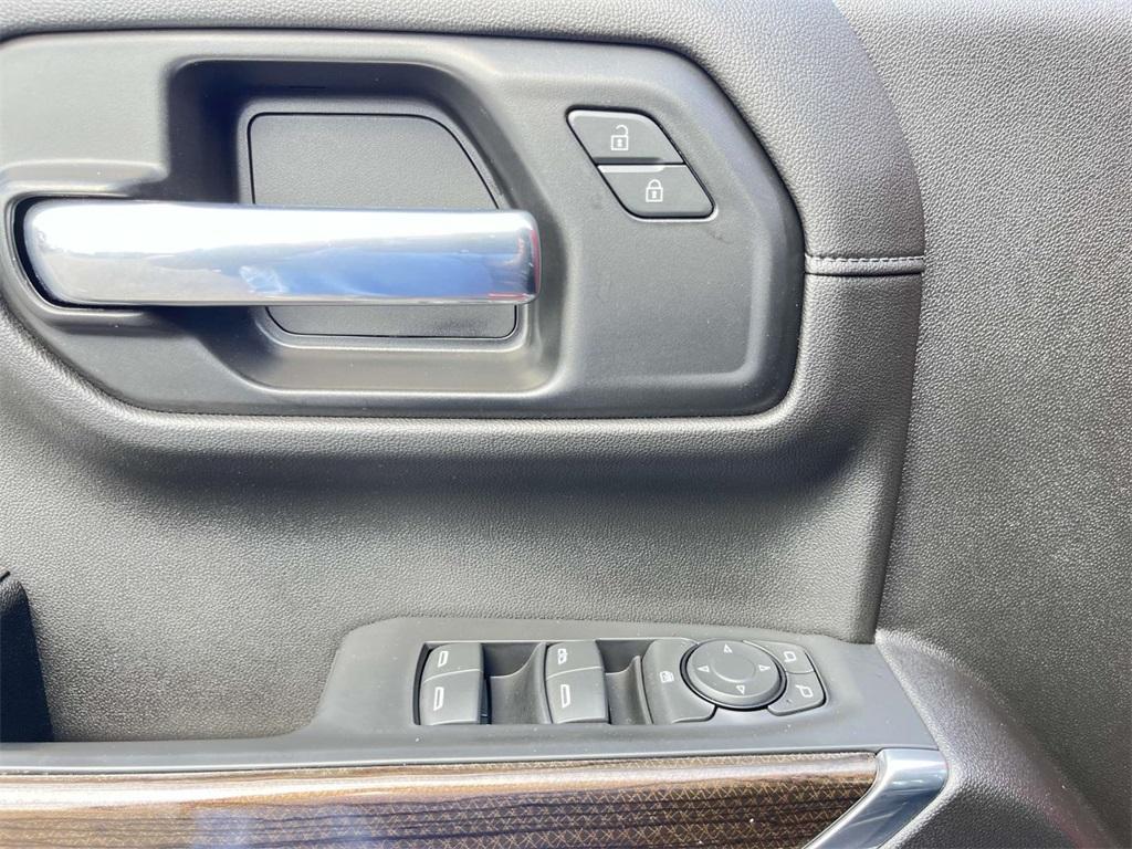 used 2021 Chevrolet Silverado 1500 car, priced at $43,485