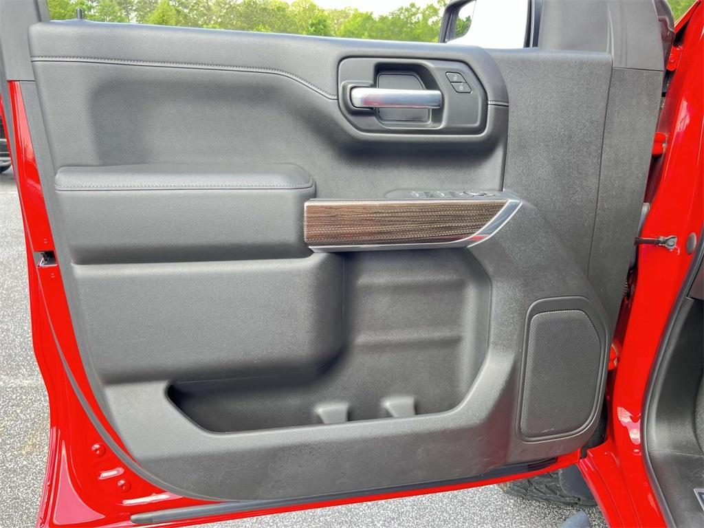 used 2021 Chevrolet Silverado 1500 car, priced at $43,485