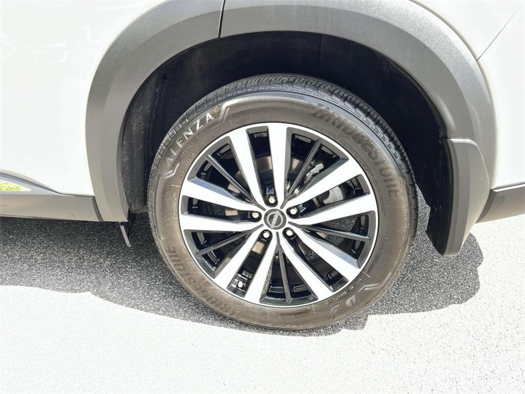 used 2024 Nissan Pathfinder car, priced at $42,385
