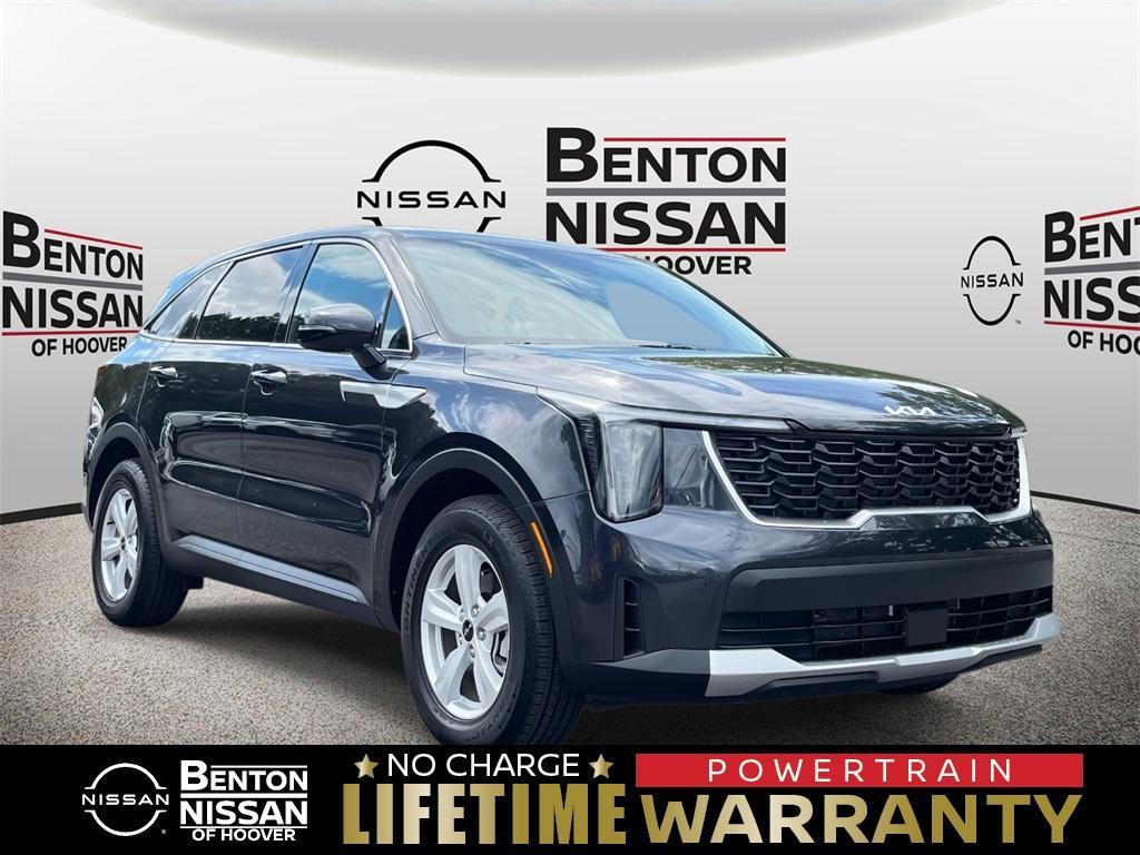 used 2025 Kia Sorento car, priced at $29,695