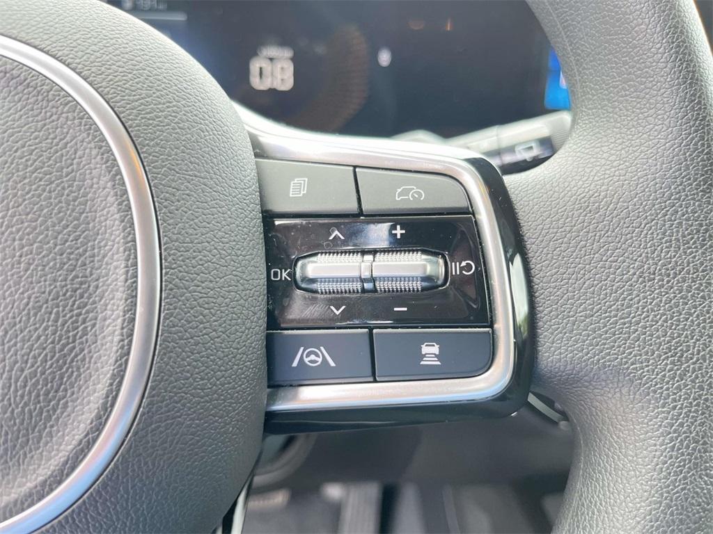 used 2025 Kia Sorento car, priced at $29,695