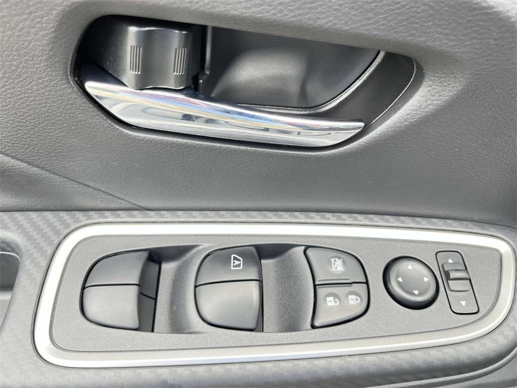 new 2025 Nissan Versa car, priced at $22,626