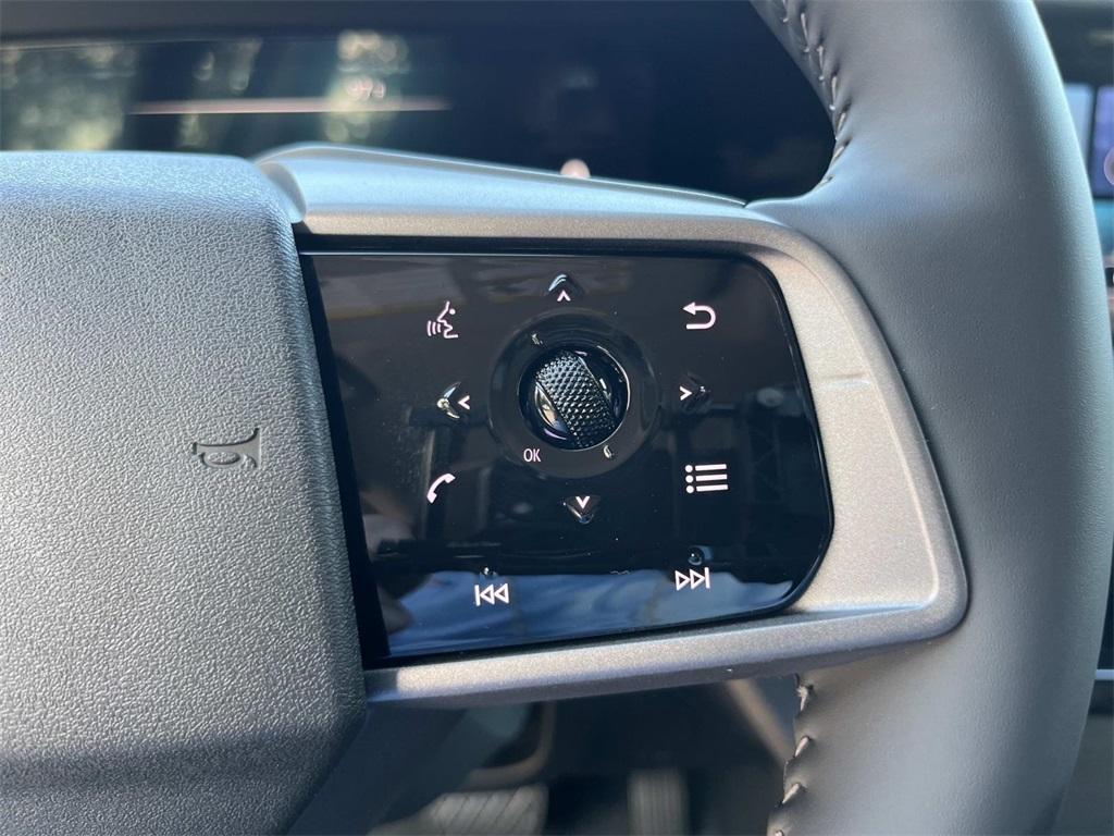 new 2025 Nissan Murano car, priced at $40,742