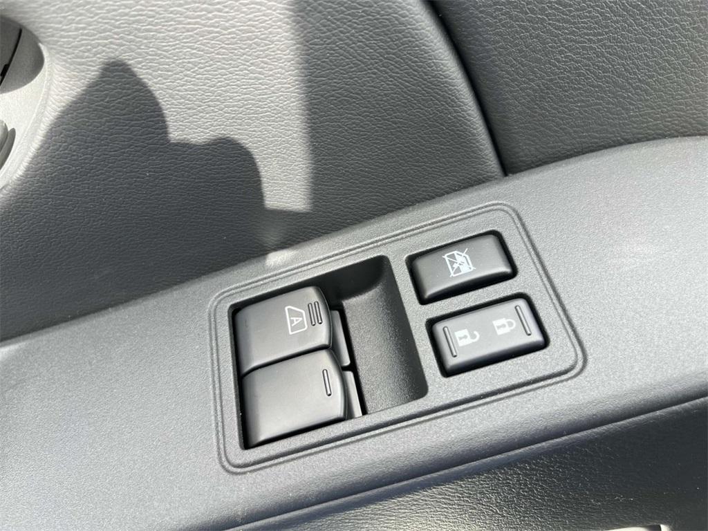 new 2025 Nissan Frontier car, priced at $29,719