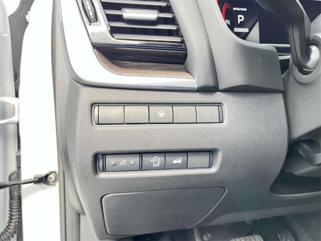 new 2025 Nissan Rogue car, priced at $39,751