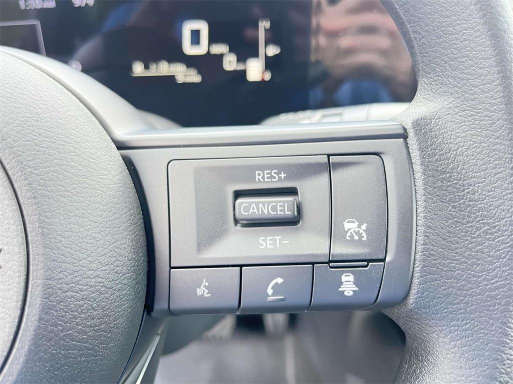 new 2025 Nissan Kicks car, priced at $24,633