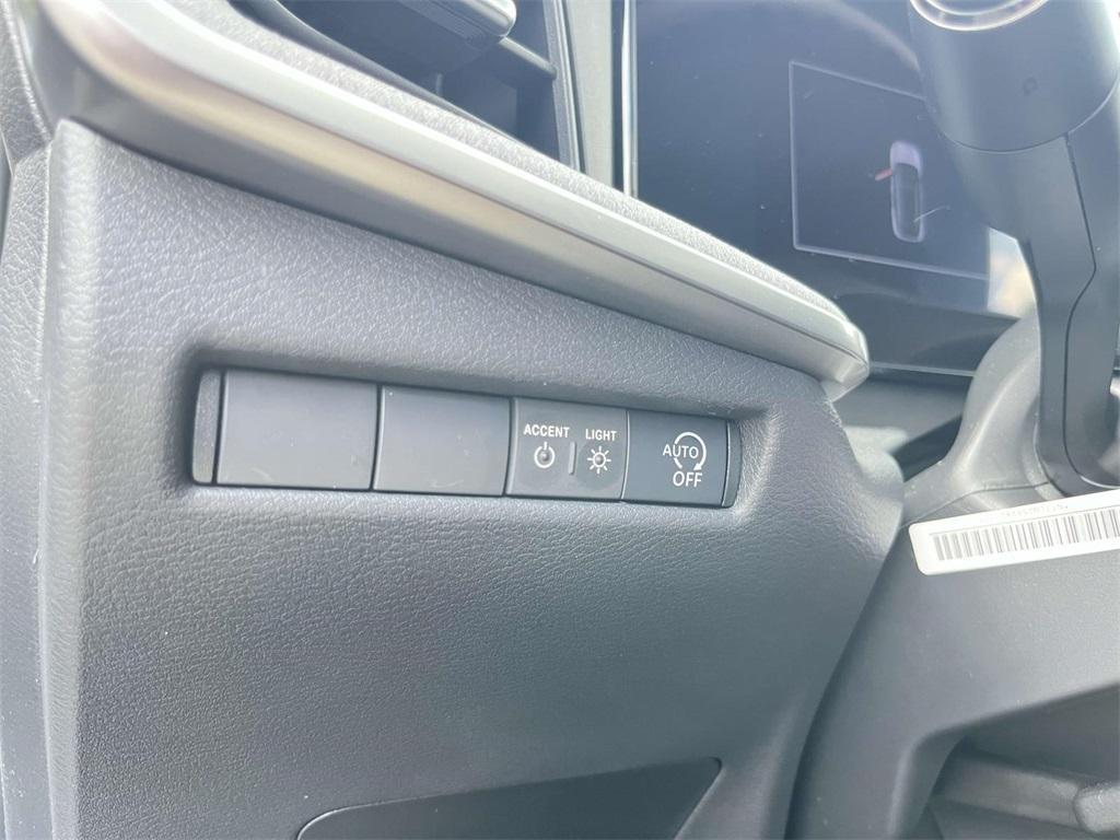 new 2025 Nissan Kicks car, priced at $24,633