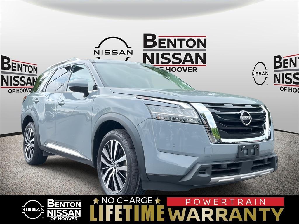 used 2023 Nissan Pathfinder car, priced at $38,285