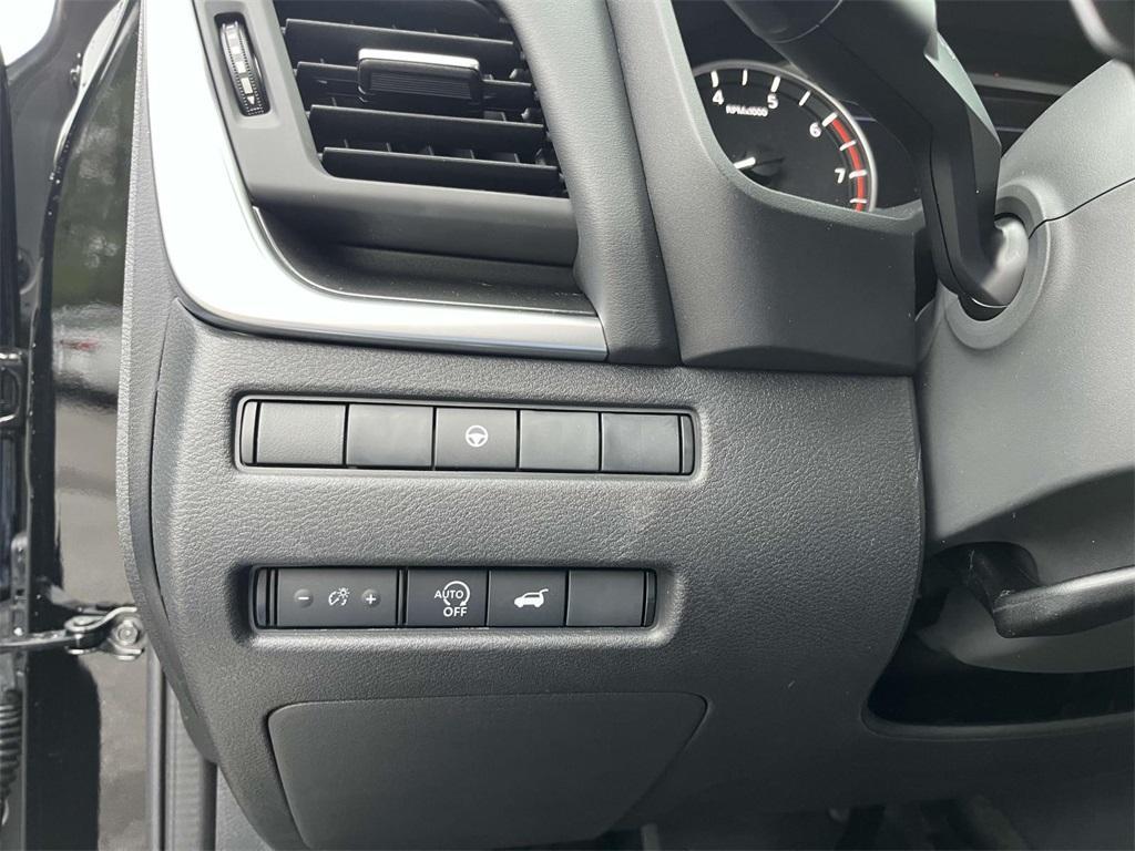 new 2025 Nissan Rogue car, priced at $32,130