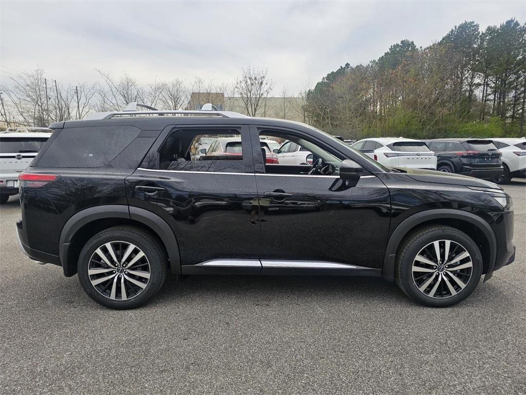 new 2025 Nissan Pathfinder car, priced at $48,797