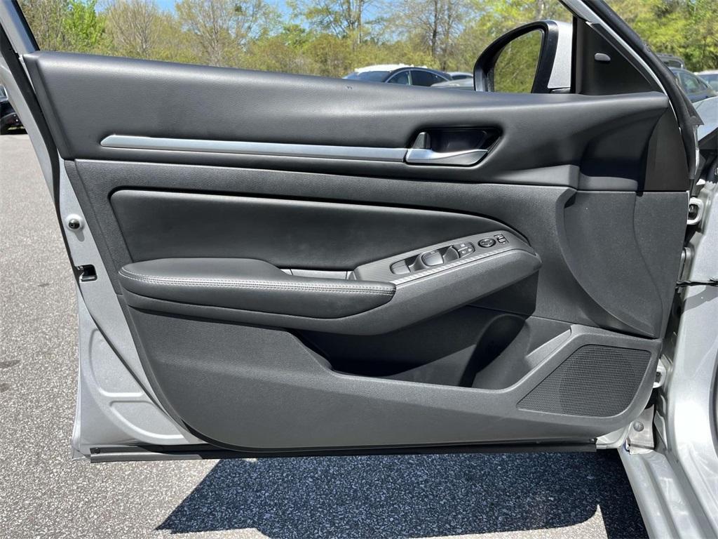 used 2022 Nissan Altima car, priced at $19,885