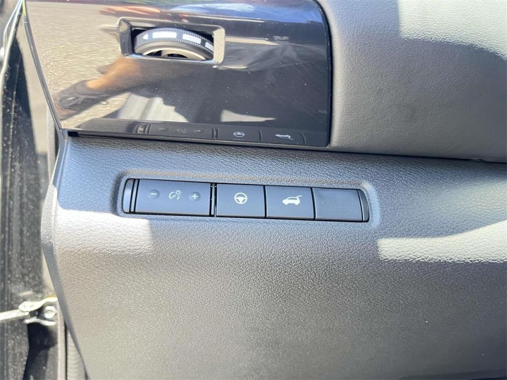 used 2025 Nissan Pathfinder car, priced at $36,585