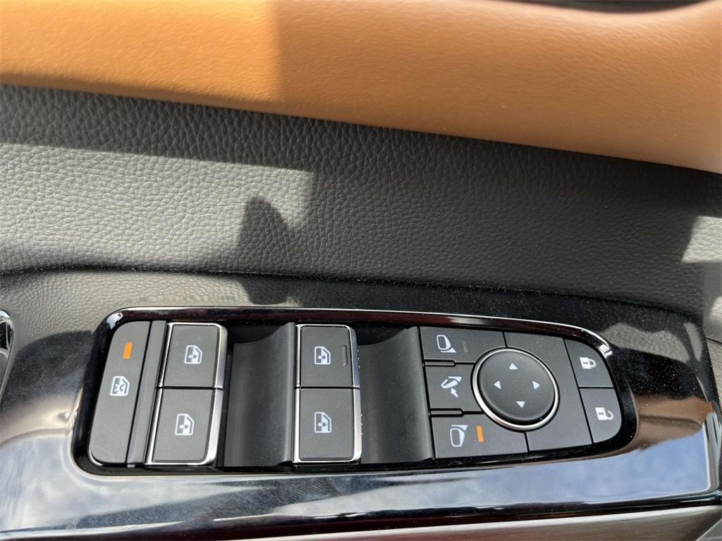 new 2025 Nissan Pathfinder car, priced at $49,255