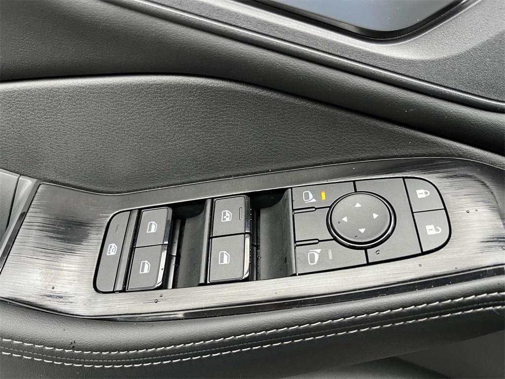 new 2025 Nissan Rogue car, priced at $30,852