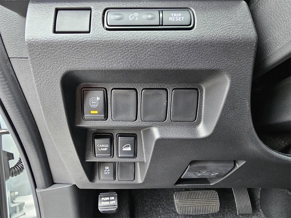 new 2025 Nissan Frontier car, priced at $36,625