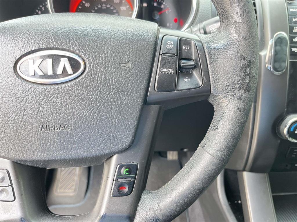 used 2013 Kia Sorento car, priced at $9,866