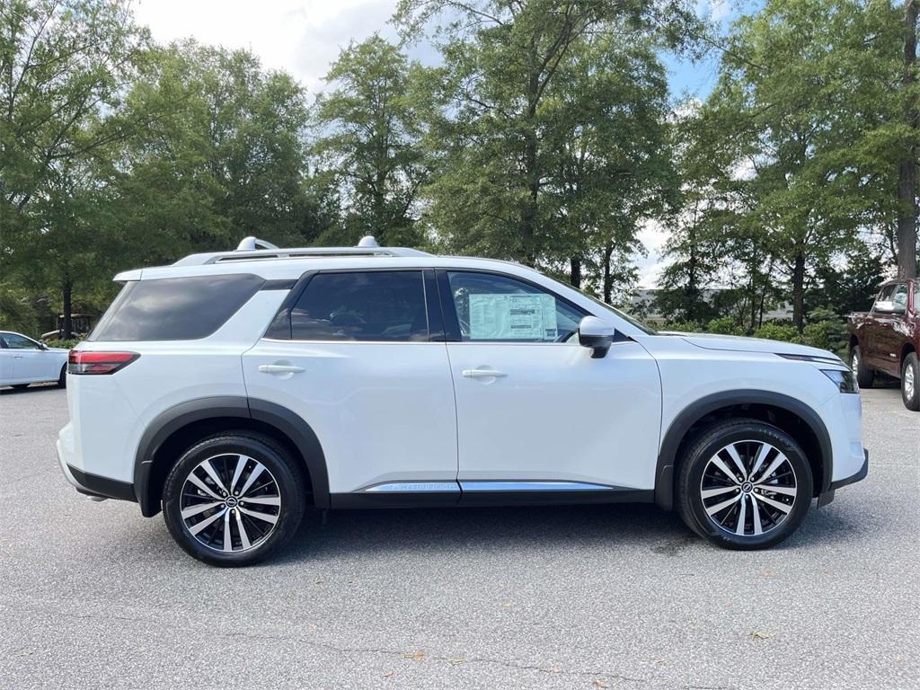 new 2025 Nissan Pathfinder car, priced at $47,620