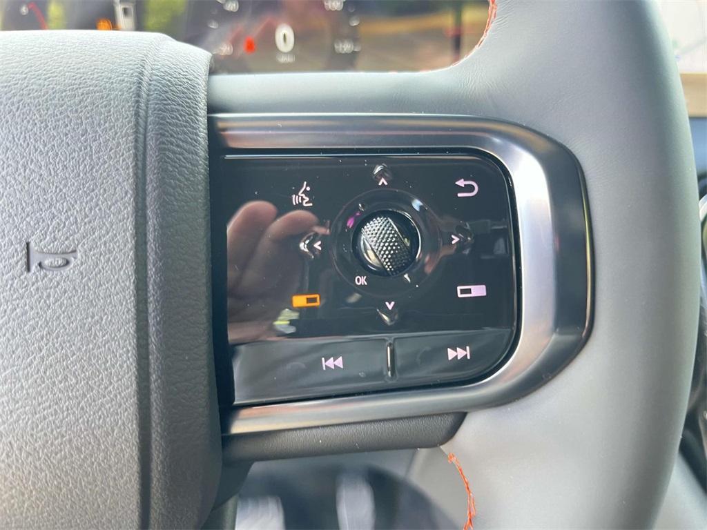new 2025 Nissan Armada car, priced at $72,909